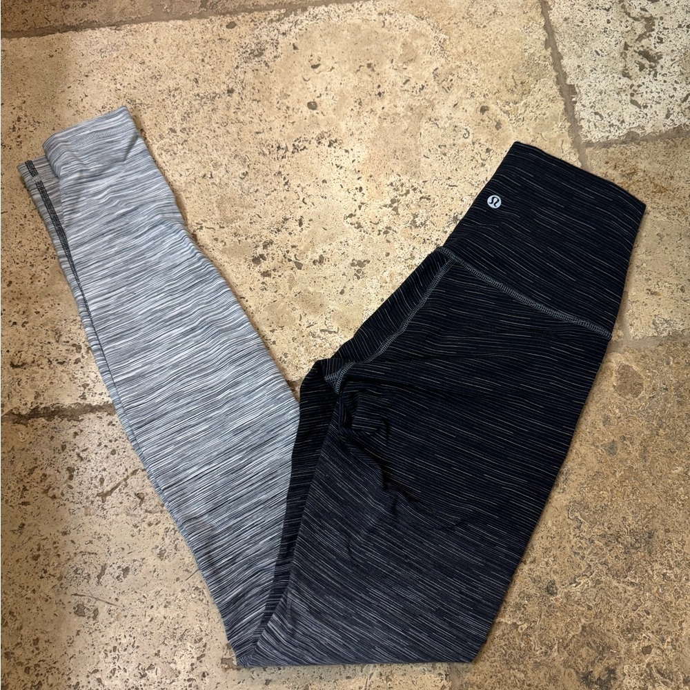Lululemon ombré leggings size 6 - Picture 2 of 4